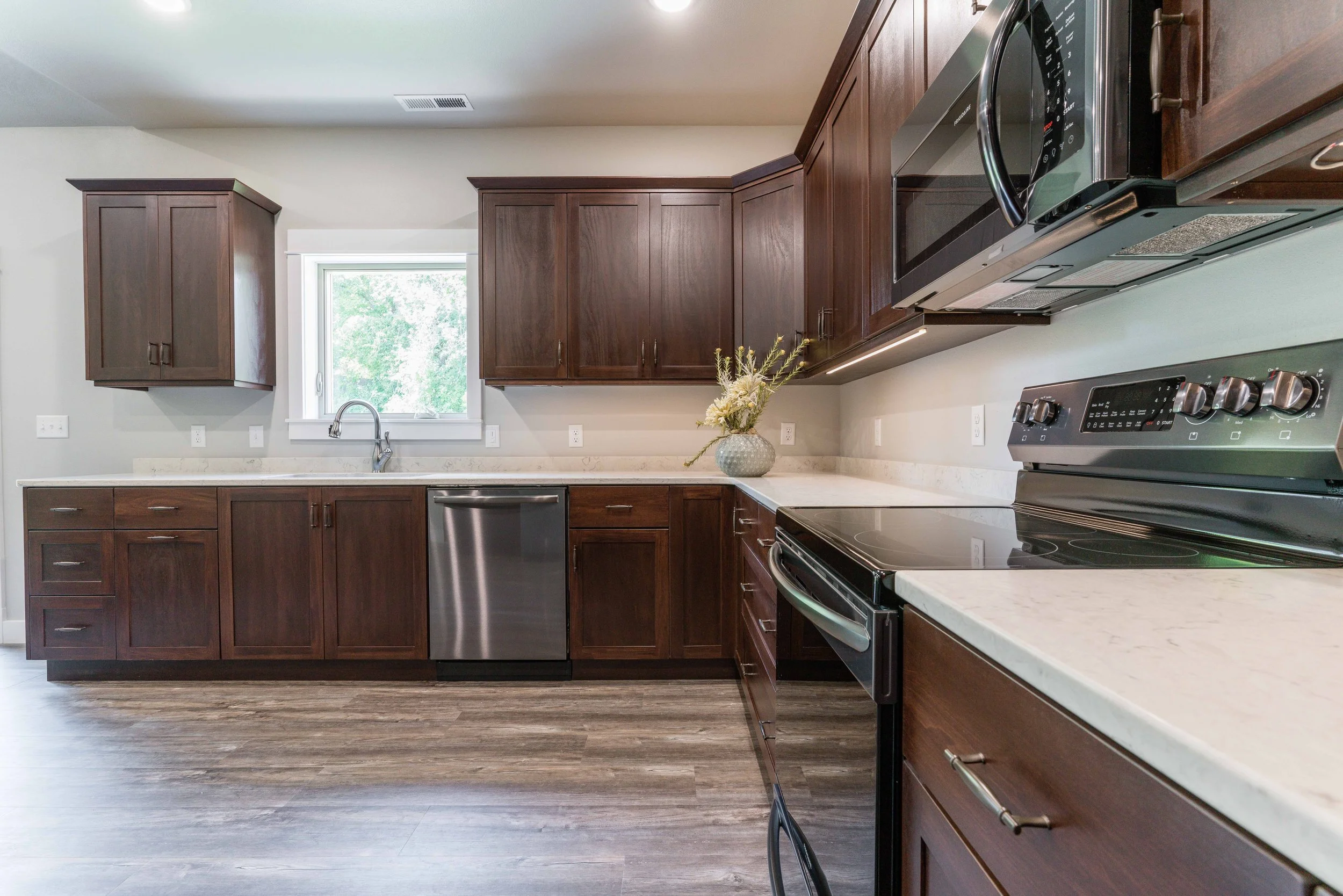River Oaks Village 20