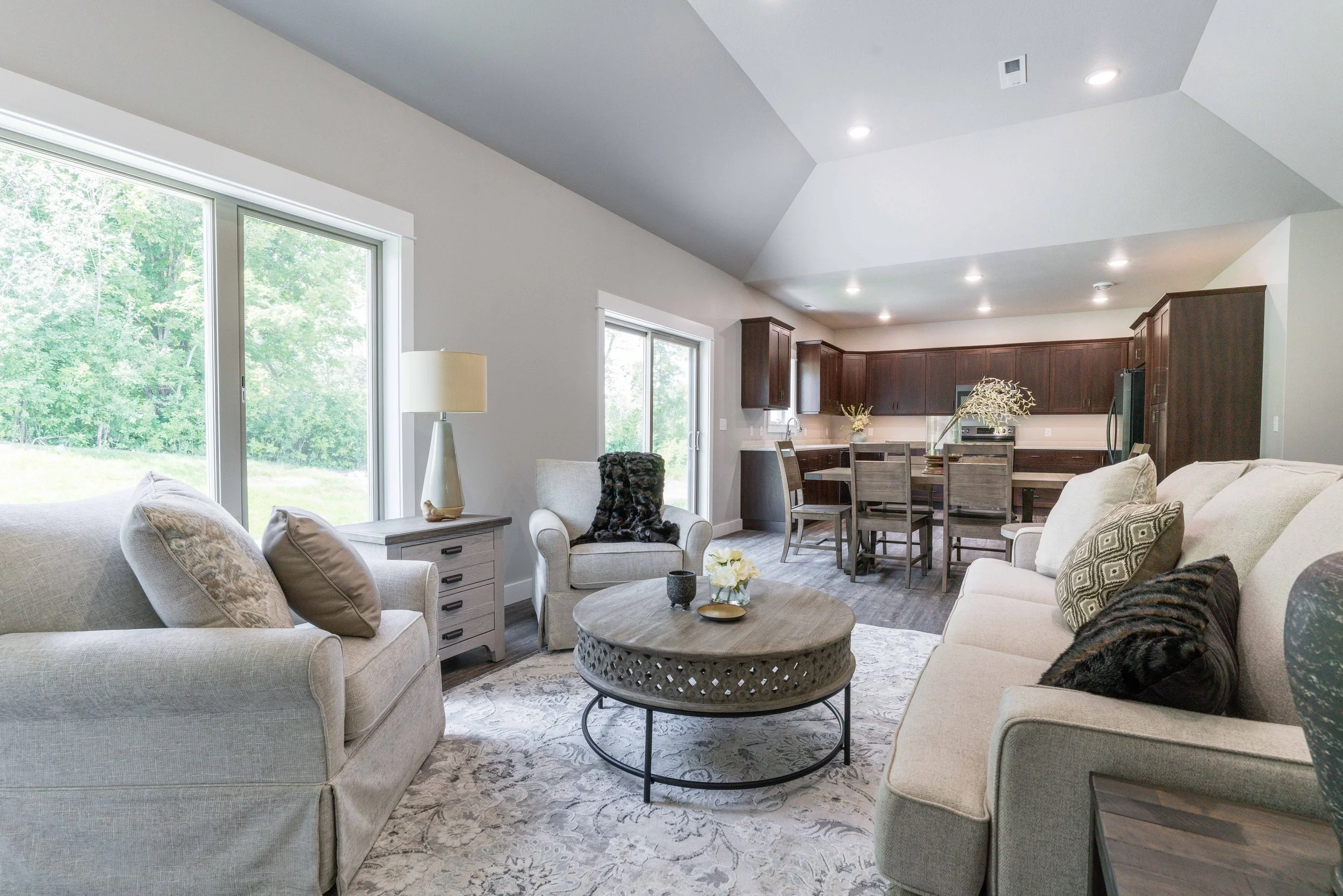 River Oaks Village 14