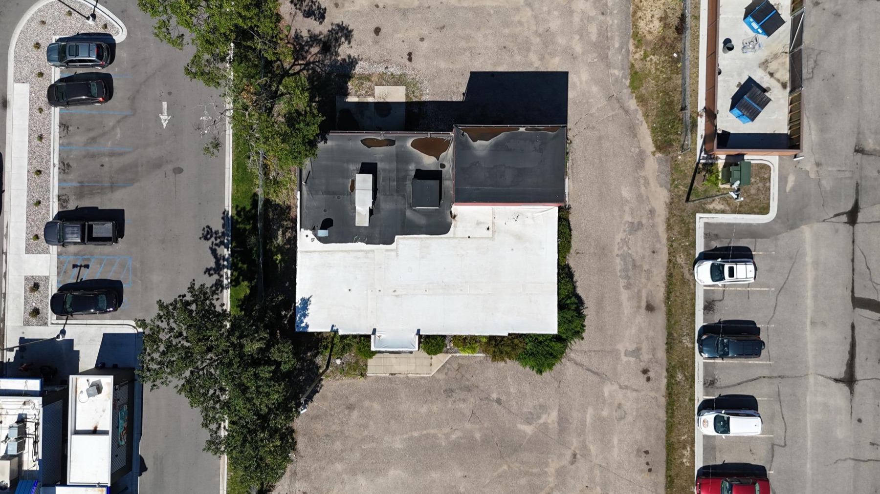 Overhead aerial of the property and lot